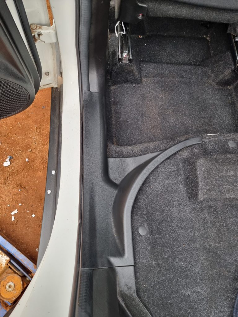 Suzuki Vitara K15B Rear Rocker Panel Covers - Ebies Auto Breakers